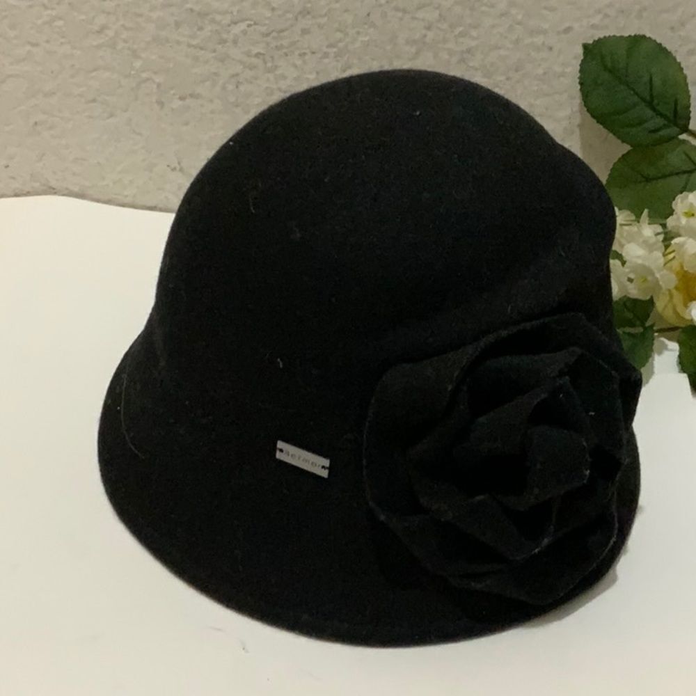 Betmar New York Bucket Hat Black lined 100% wool
